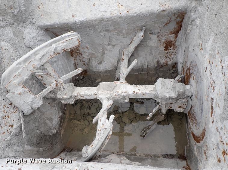 image for item FN9865 Mud Hog MH-12 concrete mixer