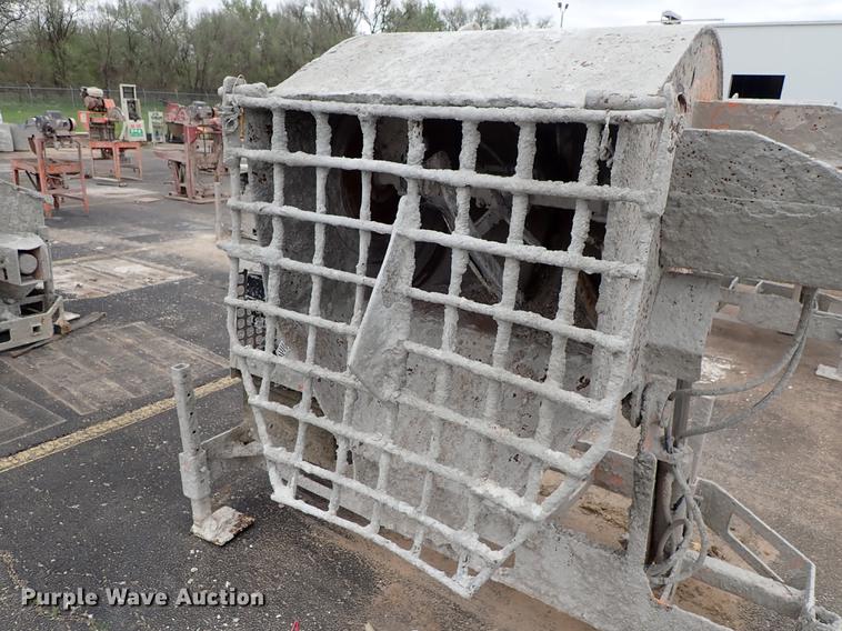 image for item FN9866 Mud Hog MH-12 concrete mixer