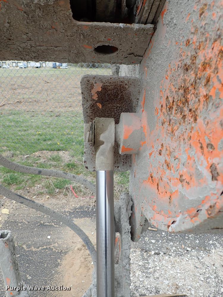 image for item FN9866 Mud Hog MH-12 concrete mixer