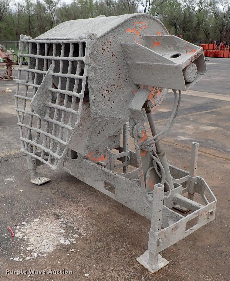 image for item FN9868 Mud Hog MH-12 concrete mixer