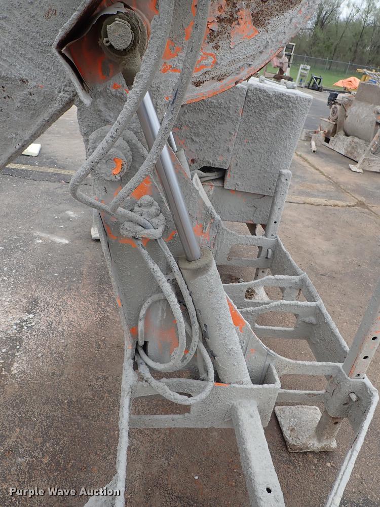 image for item FN9868 Mud Hog MH-12 concrete mixer