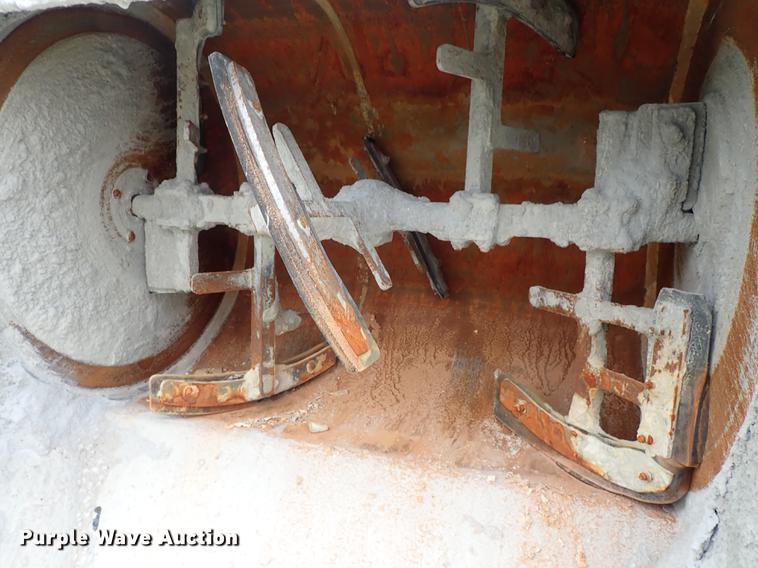 image for item FN9869 Mud Hog MH-20 concrete mixer
