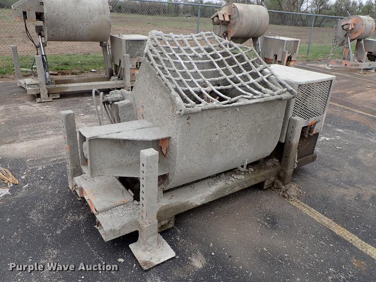 image for item FN9872 Mud Hog MH-20 concrete mixer
