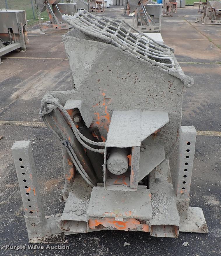 image for item FN9872 Mud Hog MH-20 concrete mixer