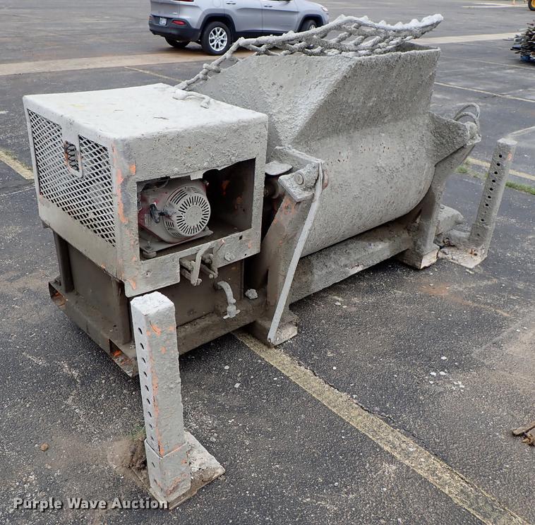 Mud Hog MH20 concrete mixer in Wichita, KS Item FN9872 sold Purple