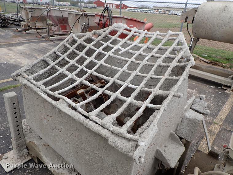 image for item FN9872 Mud Hog MH-20 concrete mixer