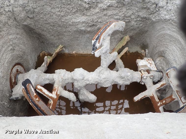 image for item FN9872 Mud Hog MH-20 concrete mixer