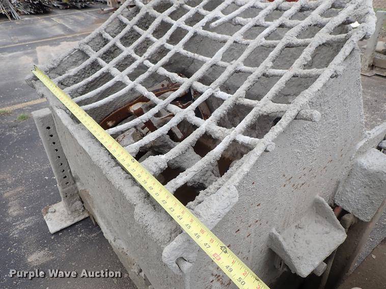 image for item FN9872 Mud Hog MH-20 concrete mixer