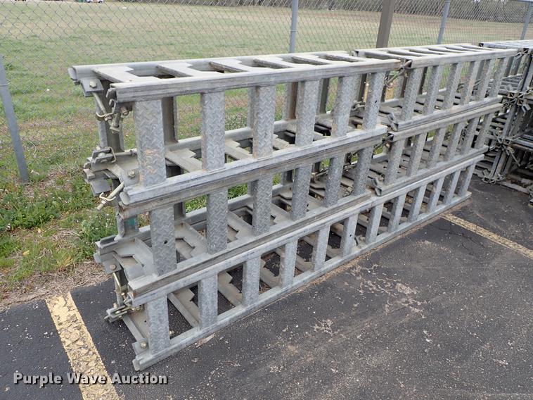 image for item FN9881 Irwin Hydro Mobile P scaffolding