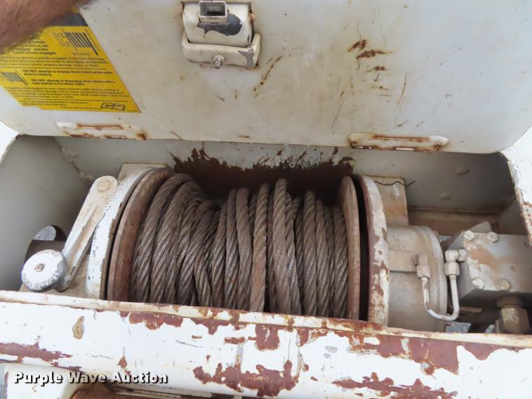 image for item L1478 2009 Freightliner Business Class M2 bucket truck