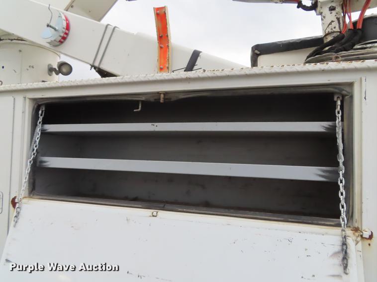 image for item L1478 2009 Freightliner Business Class M2 bucket truck