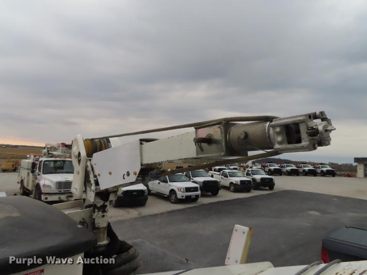 image for item L1478 2009 Freightliner Business Class M2 bucket truck