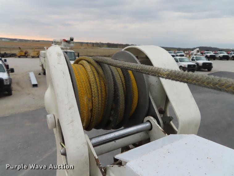 image for item L1478 2009 Freightliner Business Class M2 bucket truck