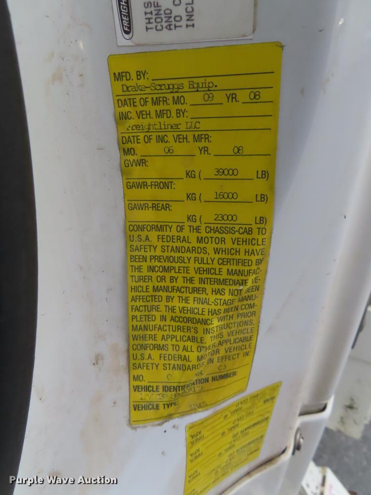 image for item L1479 2009 Freightliner Business Class M2 bucket truck