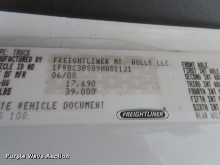 image for item L1479 2009 Freightliner Business Class M2 bucket truck