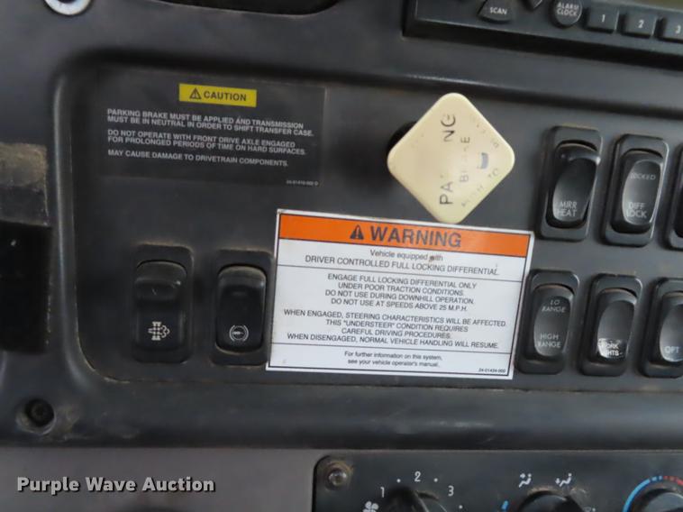 image for item L1479 2009 Freightliner Business Class M2 bucket truck