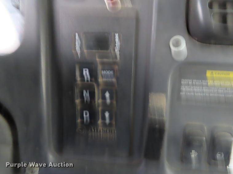 image for item L1479 2009 Freightliner Business Class M2 bucket truck