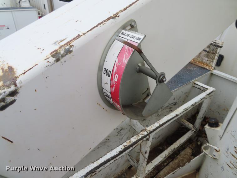 image for item L1479 2009 Freightliner Business Class M2 bucket truck