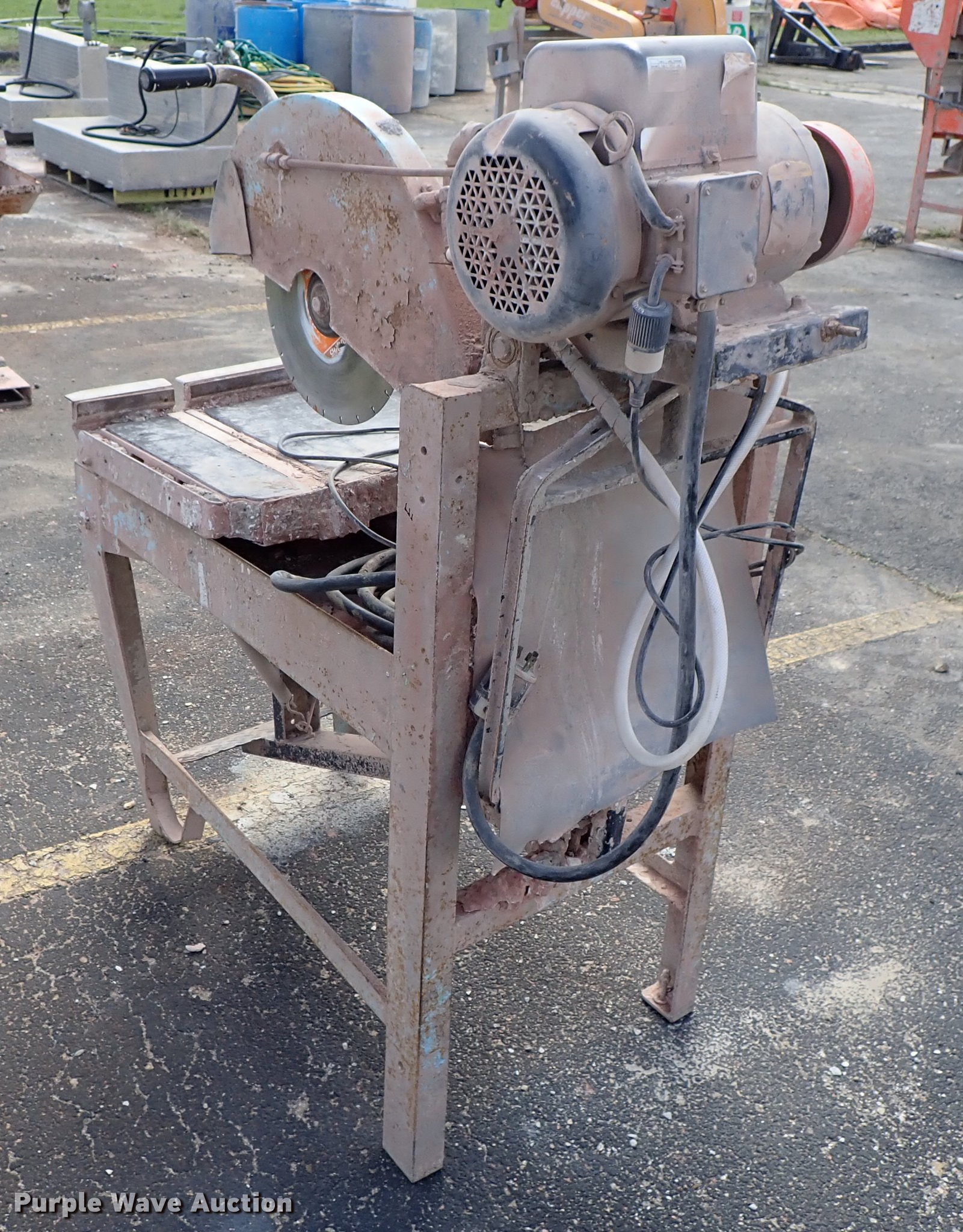 Target Guardmatic masonry saw in Wichita, KS Item FN9862 sold