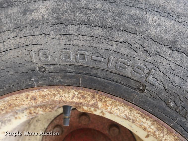 image for item DB8815 International 1066 tractor