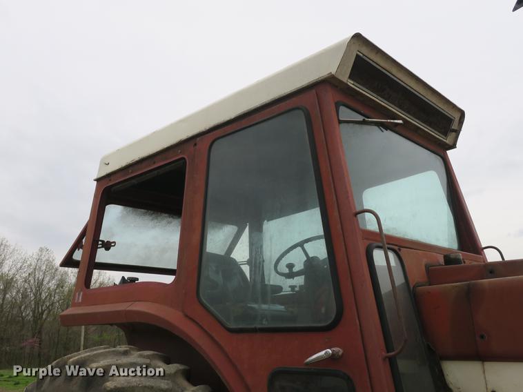 image for item DB8815 International 1066 tractor