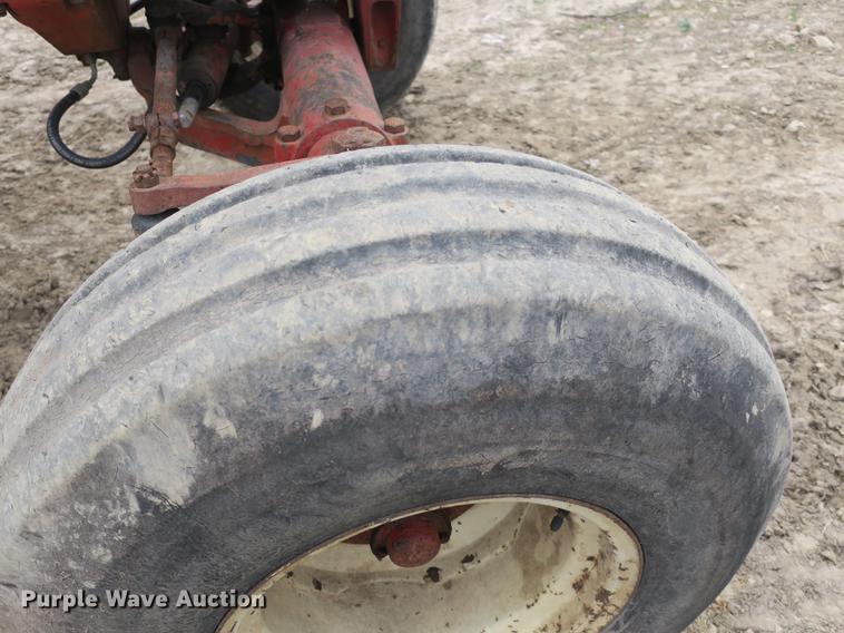 image for item DB8815 International 1066 tractor