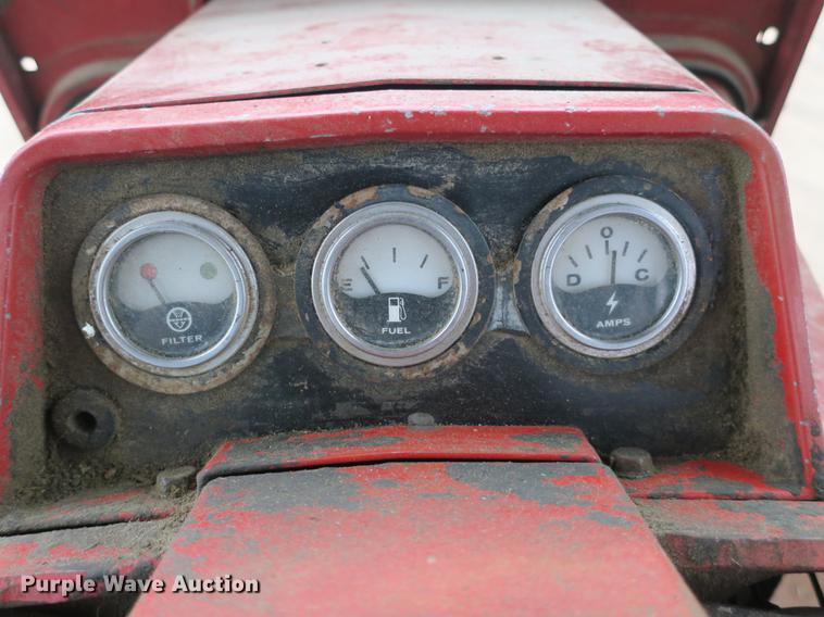 image for item DB8815 International 1066 tractor