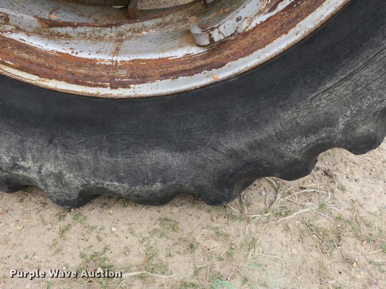 image for item DB8816 Allis Chalmers 7000 tractor