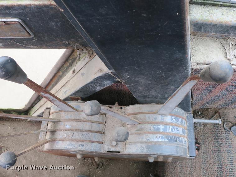 image for item DB8816 Allis Chalmers 7000 tractor