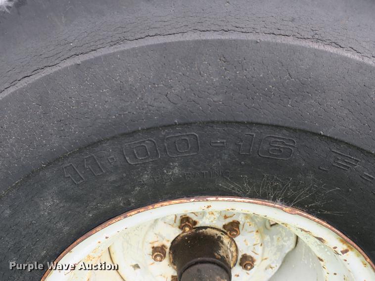 image for item DB8818 Ford 9700 tractor