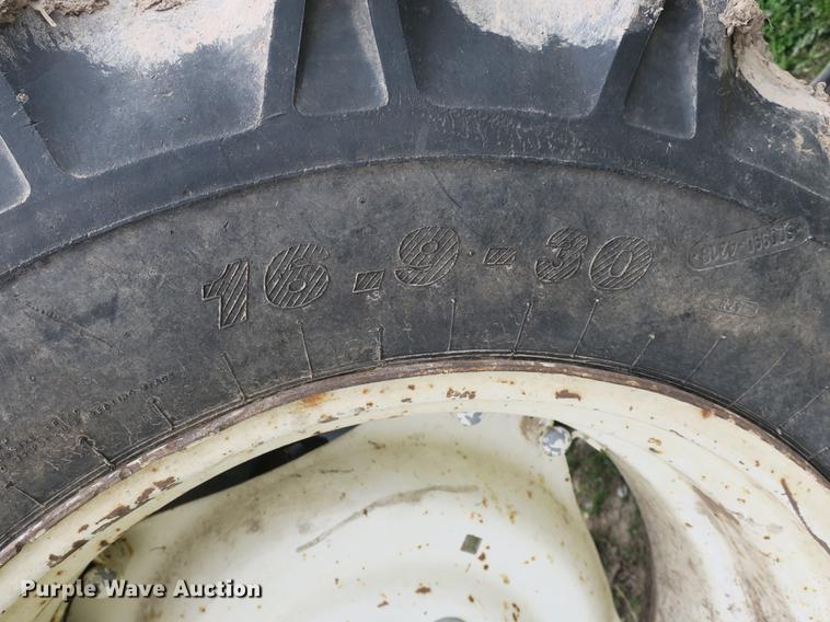 image for item DB8819 New Holland 5030 MFWD tractor