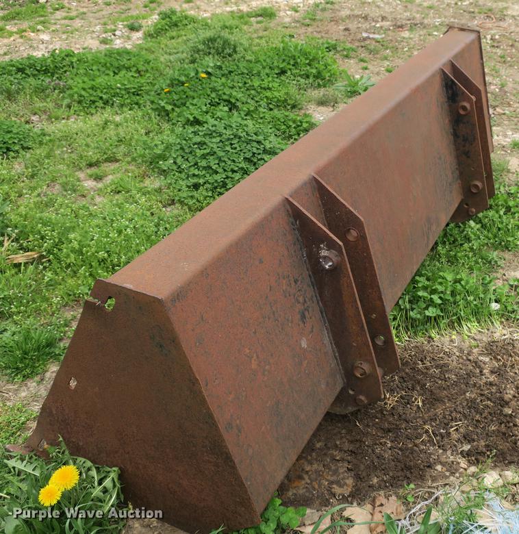 image for item DB8819 New Holland 5030 MFWD tractor