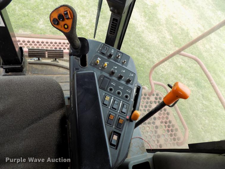 image for item DB9710 1995 Case IH 2188 combine