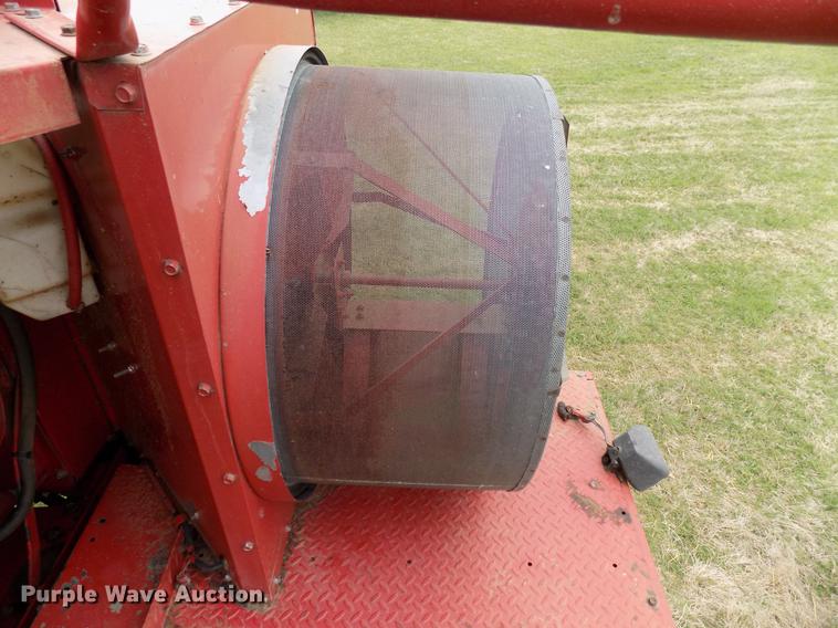 image for item DB9710 1995 Case IH 2188 combine