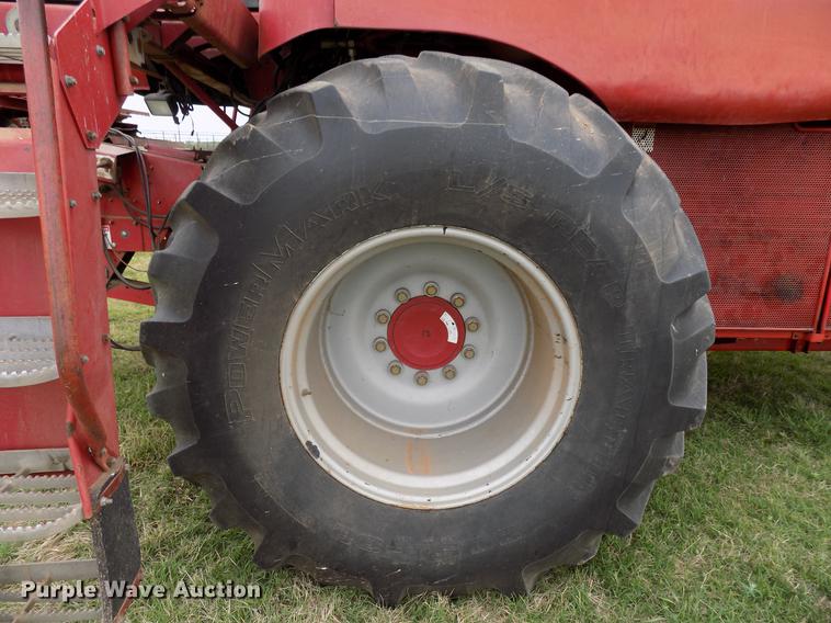 image for item DB9710 1995 Case IH 2188 combine