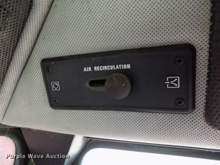 image for item DB9711 1991 Case IH 1680 combine