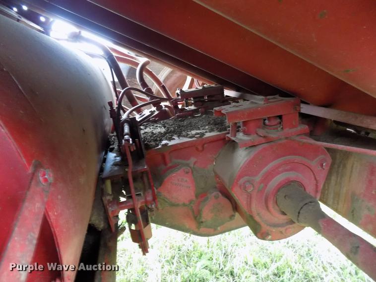 image for item DB9711 1991 Case IH 1680 combine