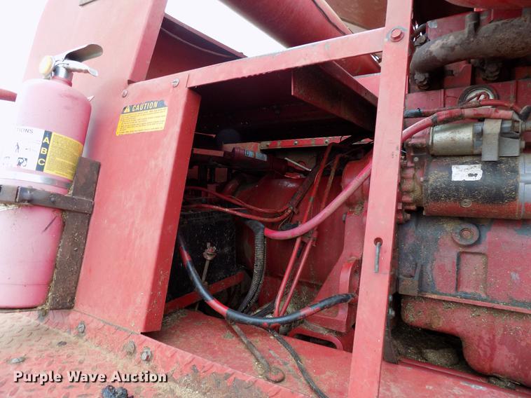 image for item DB9711 1991 Case IH 1680 combine