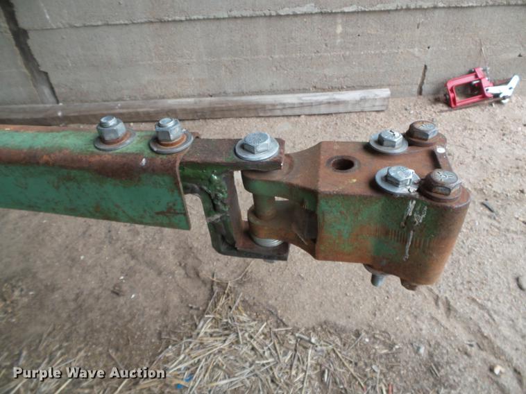 image for item DC5218 1980 John Deere 336 small square baler