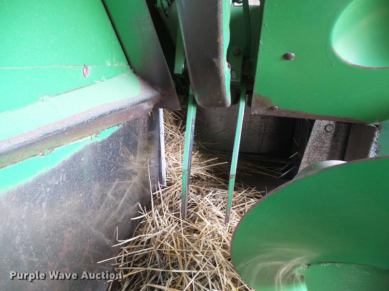 image for item DC5218 1980 John Deere 336 small square baler