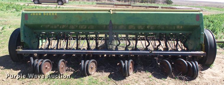 image for item DC5221 John Deere 8300 grain drill