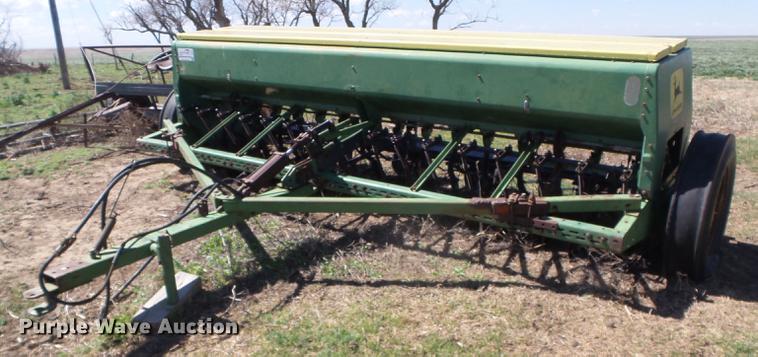 image for item DC5221 John Deere 8300 grain drill