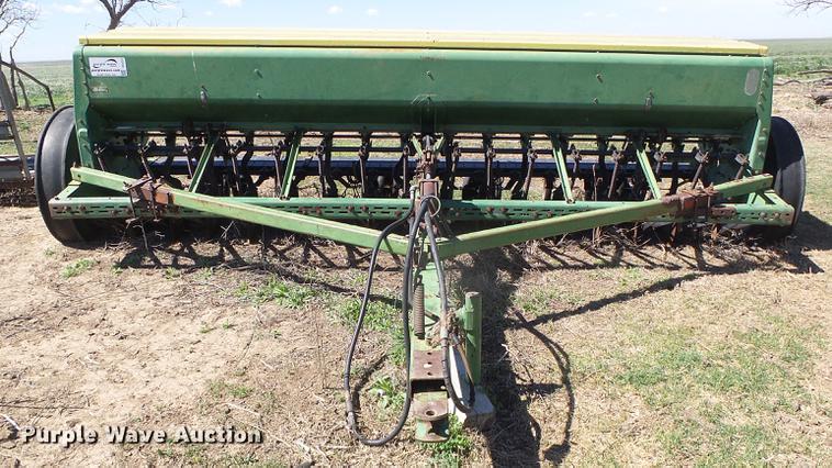 image for item DC5221 John Deere 8300 grain drill