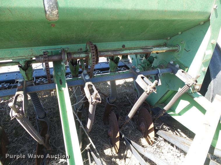 image for item DC5221 John Deere 8300 grain drill