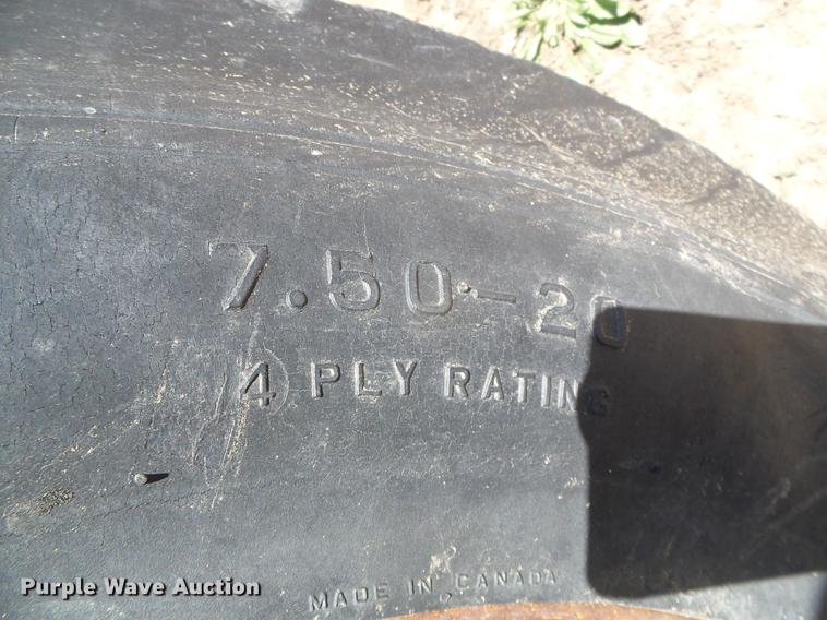 image for item DC5221 John Deere 8300 grain drill