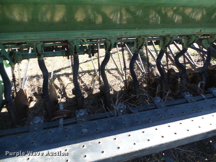 image for item DC5221 John Deere 8300 grain drill