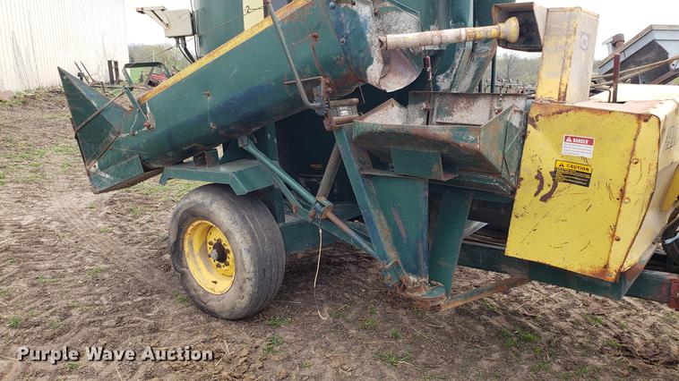 image for item DD4089 Art's Way 450 feed grinder