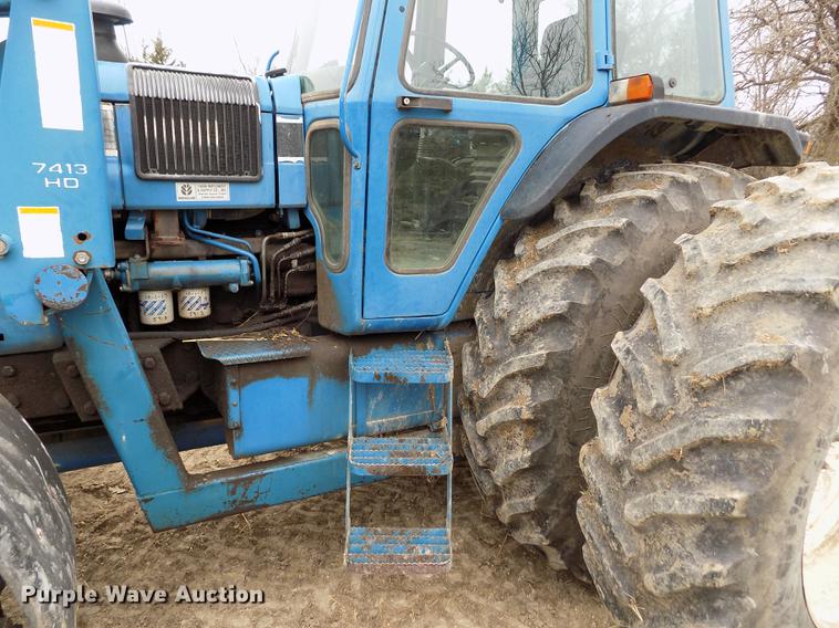 image for item DE1130 Ford 8830 MFWD tractor