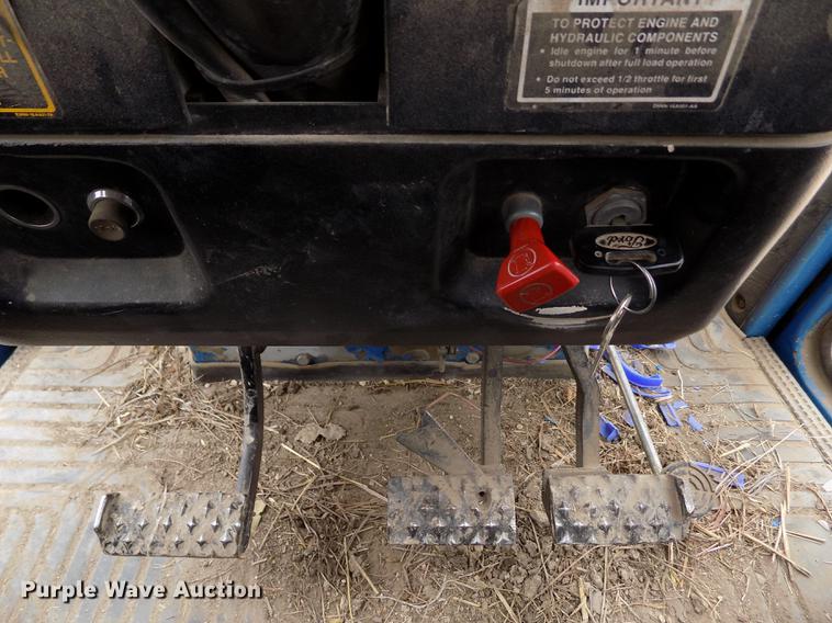 image for item DE1130 Ford 8830 MFWD tractor