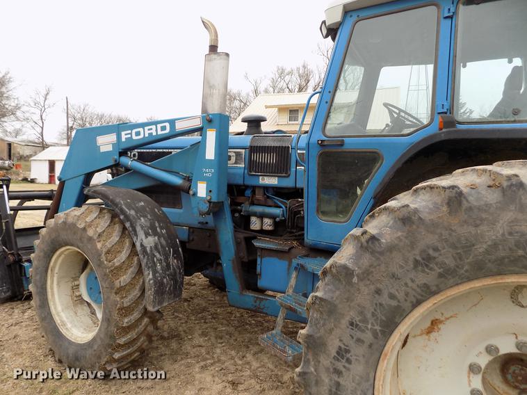 image for item DE1130 Ford 8830 MFWD tractor